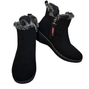 Khombu Aurora Black Ankle Suede Faux Fur Wedge Warm Winter Boots